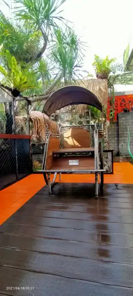 Becak dekorasi taman