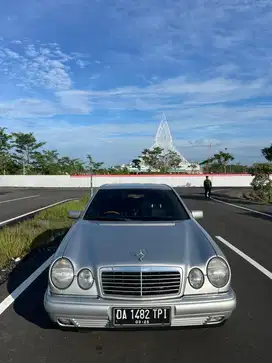 Mercedes New Eyes W210 Elegance Matic