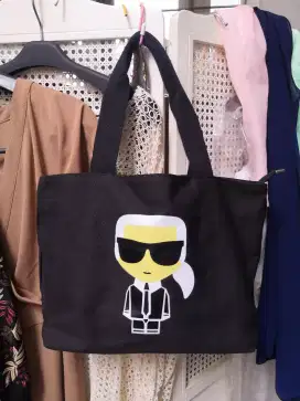 Tas jinjing bahu.