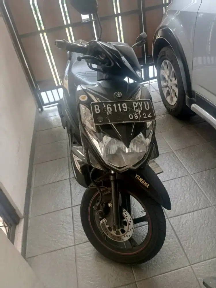 Xeon RC Tangan Pertama