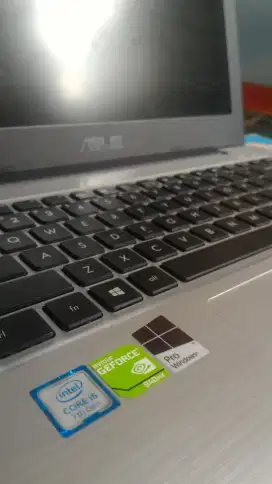 ASUS A456U / X456U Core i5 nVidia 940MX