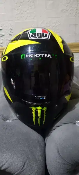 Helm Yamaha Repaint VR|46