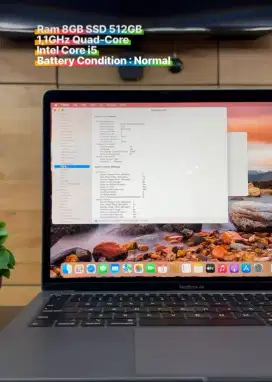 MacBook Air 13 in like new