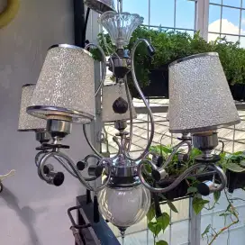 Lampu hias ruang tamu