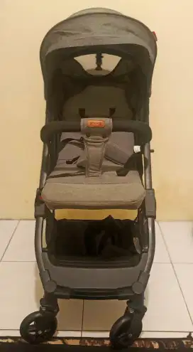 Stroller bisa di lipat. Merek jR Sp K8100