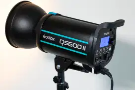 GODOX QS600 ii STUDIO FLASH