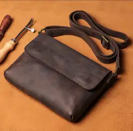 TAS SLEMPANG COWOK KULIT SAPI