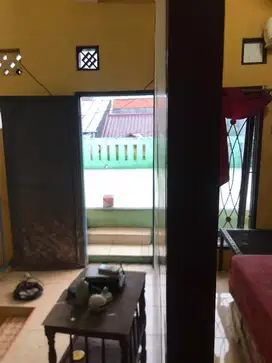 Asisten pribadi/beres beres rumah