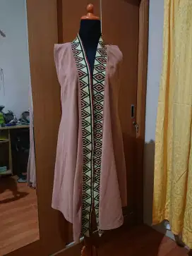 LIKE NEW-Long Outer Motif Etnik Elegant - Warna Mocca