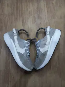 Nike waffle debut gray fog