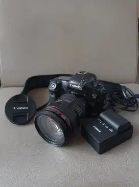 CANON 5D MARK III DSLR