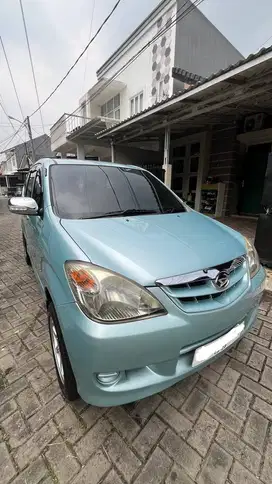 Daihatsu Xenia 1.0 LIVVTI Tahun 2008