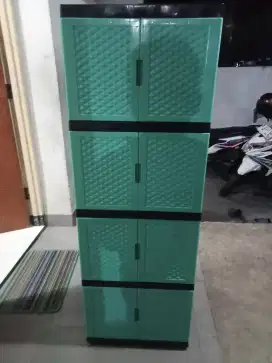 Dijual lemari 4 susun