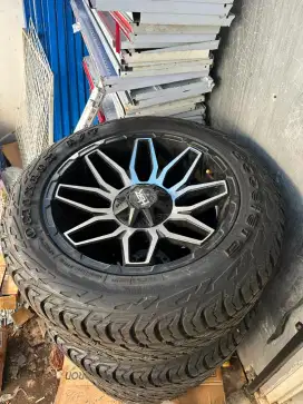 Velg pajero HSR 20 inchi dan ban omicron