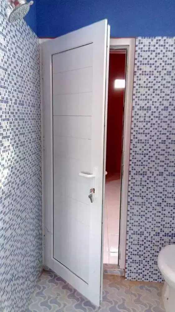 Pintu aluminium spandrell