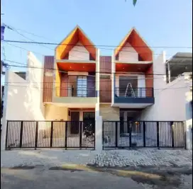 Rumah Baru Gress Rungkut Mapan Surabaya