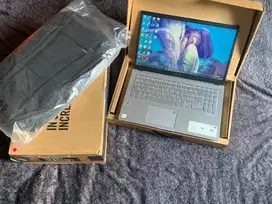 ASUS VIVOBOOK 15 I3