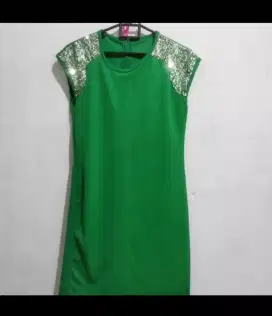 Dress Fashion Bling Bling Pendek Size S ( Pre Loved )