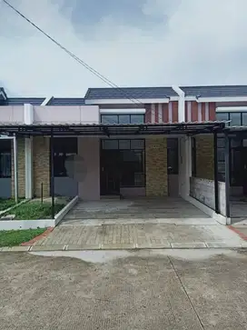 Di jual rugi rumah di Villagio Cluster East Portofino citra raya Tange