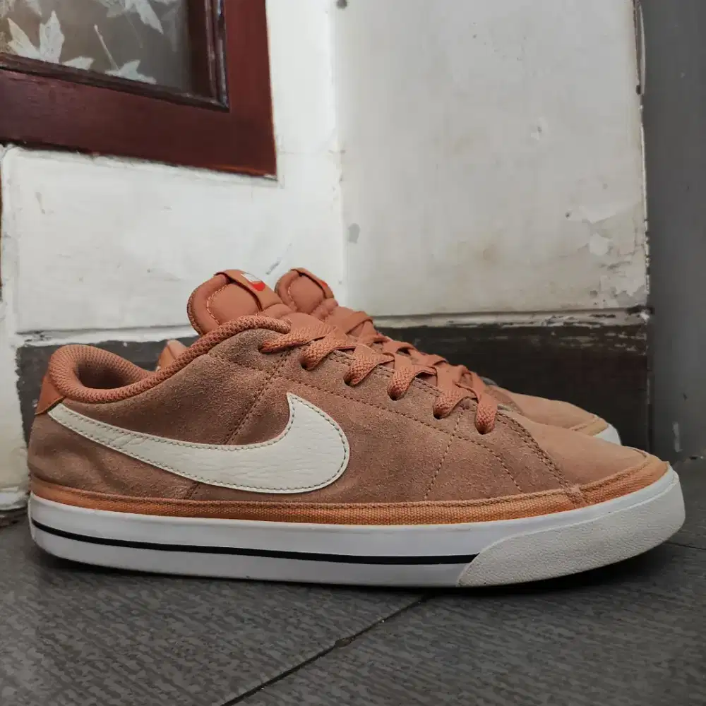 Nike Court Legacy Suede