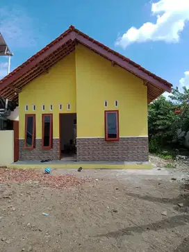 TURUN HARGA! JUAL RUMAH LOKASI STRATEGIS