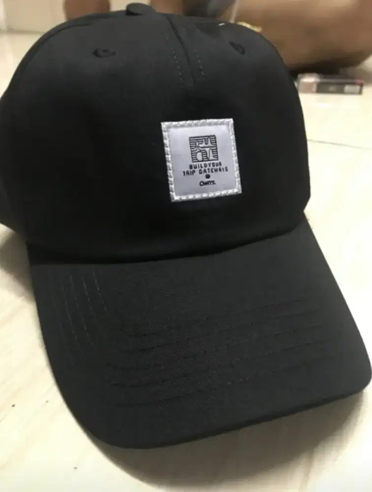 TOPI POLO CAP HITAM