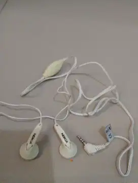 Earphone kabel Hp Nokia Jadul