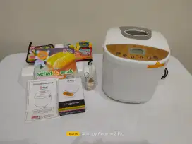 Automatic Breadmaker Re-Bread RB250