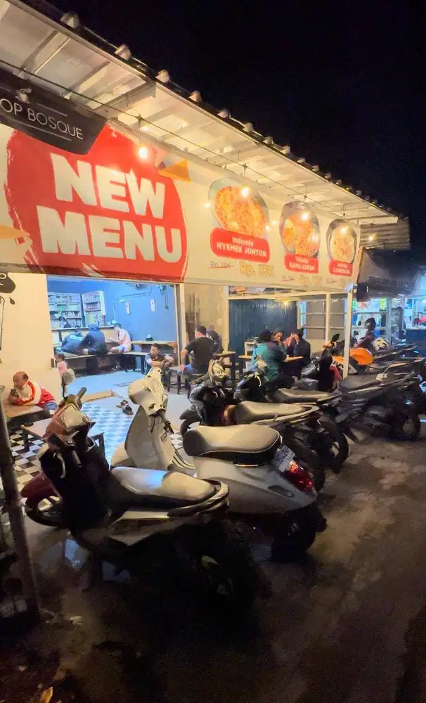 Penjaga Warkop Bosque