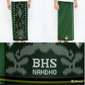 Sarung BHS warna Hijau type Cosmo Silver