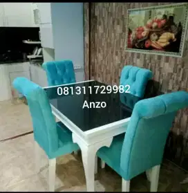 MEJA MAKAN 4 KURSI