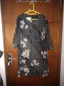 Baju batik wanita solo