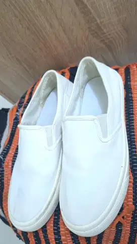 RUBI - HARPER SLIP ON size 39 (Wanita)