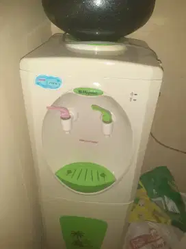 Jual Cepat Dispenser Hot & Cool Miyako