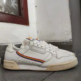 Adidas Continental