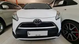 Toyota Sienta V 1.5 AT 2018