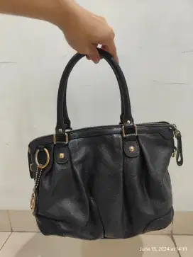 Tas Gucci Leather