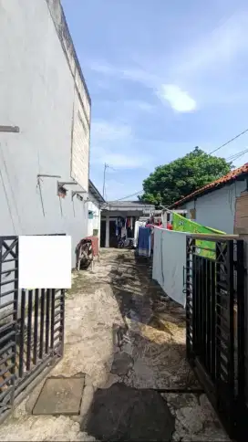 Dijual kontrakan siap cuan setiap bulannya dicilodong,depok