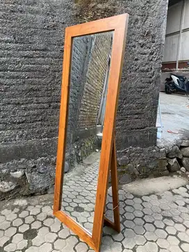 Stading Mirror Kayu Jati Berkualitas