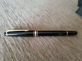 Montblanc Meisterstuck Rollerball Pen