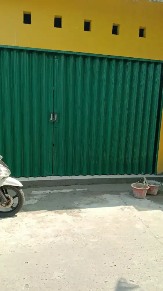 Pintu folding gate