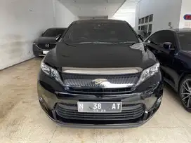 TOYOTA HARRIER 2.0 A/T