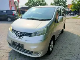 DP 10jt/ Evalia SV manual 2014 / interior cream