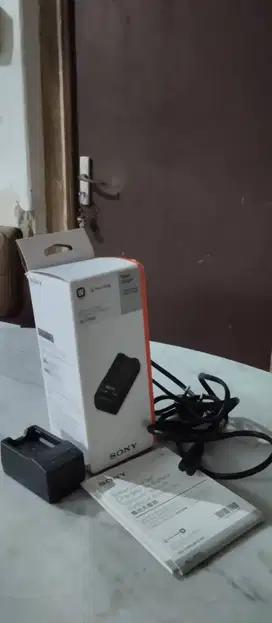 Travel Charger Sony BC-TRW