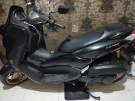 Yamaha N-max non abs 2022hitam dove mulus