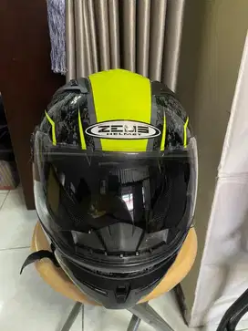 Helm Zeus 813 Mulus