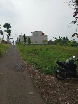 Tanah murah strategis zona kuning untuk perumahan  tol exit soreang