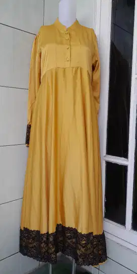 Preloved gamis mewah variasi renda