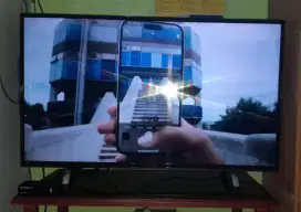 TV LED Bekas Merk DAEWOO 43 Inchi