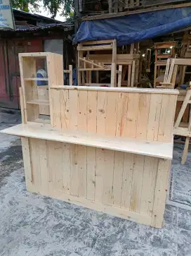 Meja Bar dan Etalase